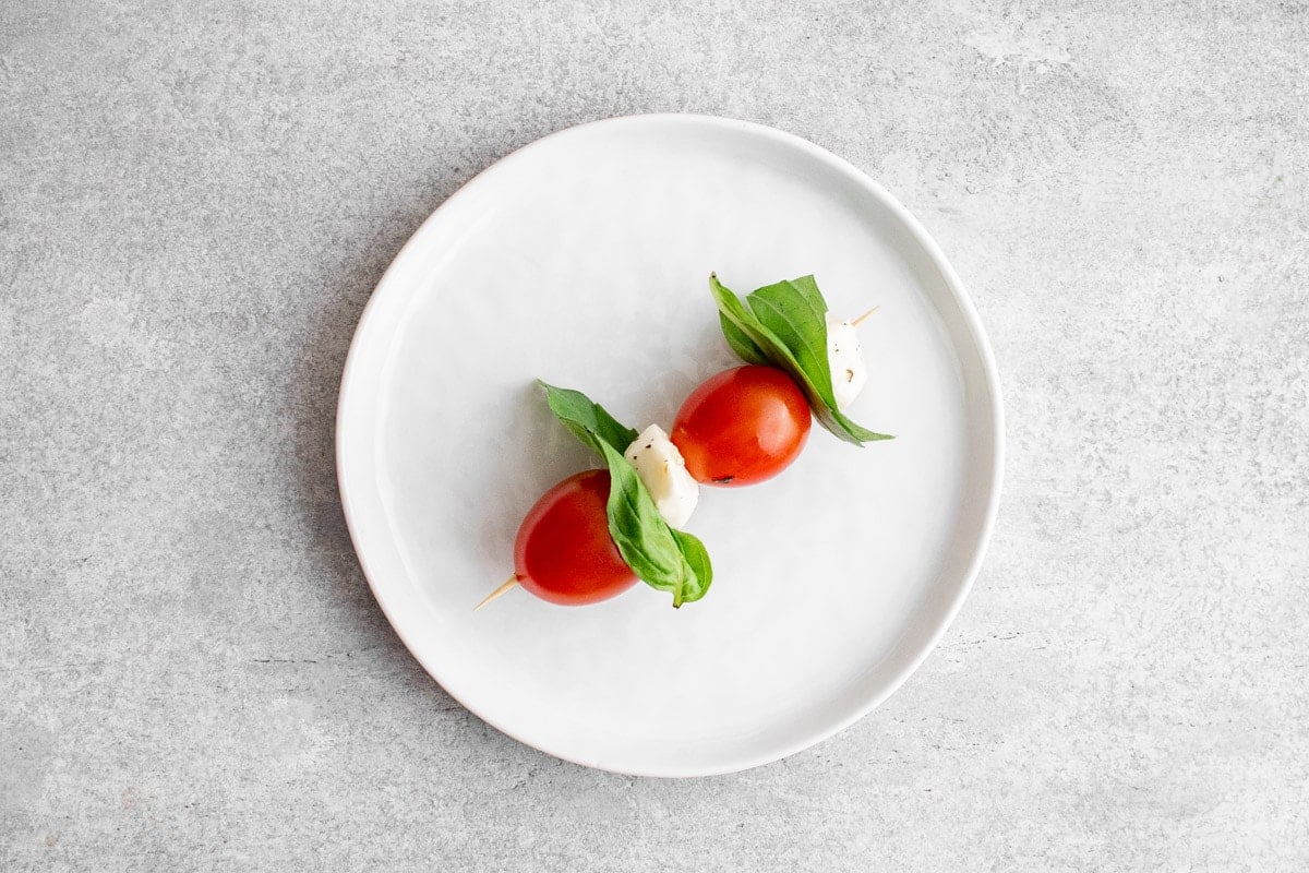 how to assemble a caprese salad skewer