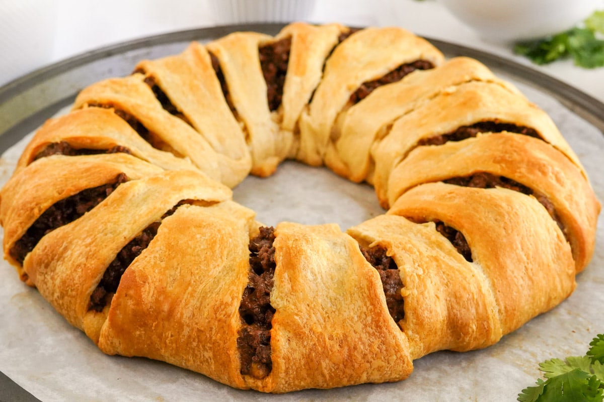 baked crescent taco ring