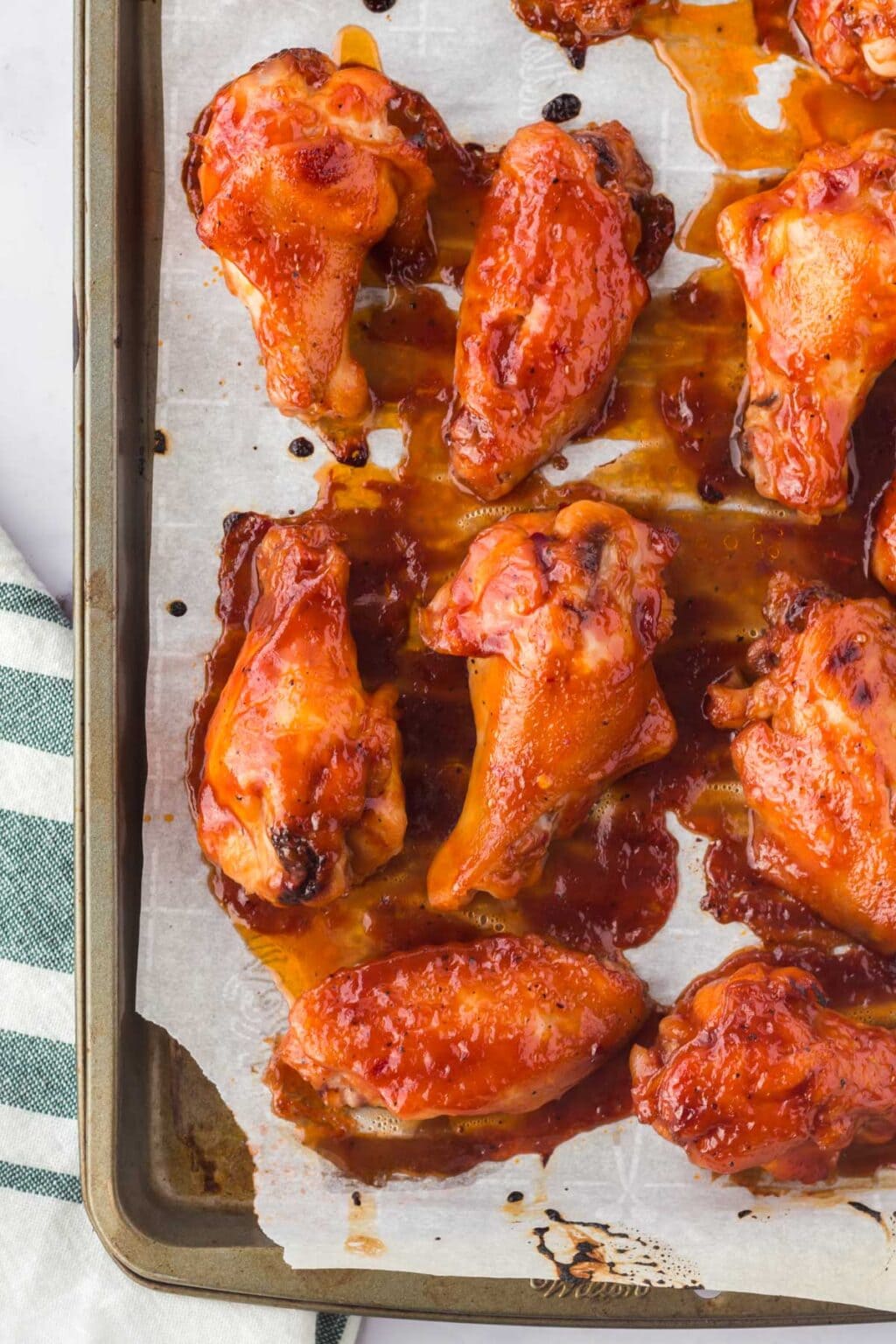 BBQ Slow Cooker Chicken Wings - Easy Appetizers